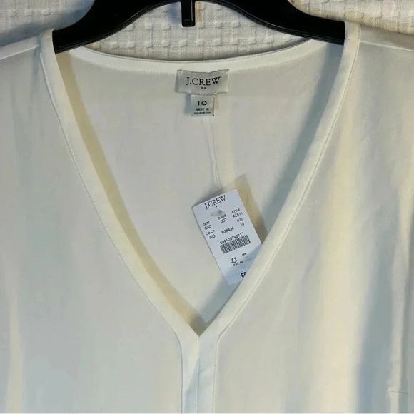 J. Crew LOT OF TWO Sz 10 Sheer V-Neck Tops Popover White & Blue Floral TINY FLAW - Picture 7 of 16